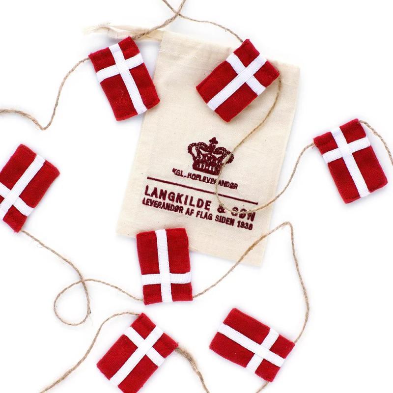 Langkilde & Søn - Lille flagranke med Dannebrogsflag