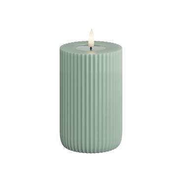 DeluxeHomeart - Solid Stripe LED Bloklys Ø 8 X 12,5 Cm Salvie grøn