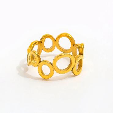 Maria Circle Ring fra Muun Studios. Ringen har et åbent, grafisk design med sammenhængende cirkelformer, der giver et feminint og iøjnefaldende udtryk.