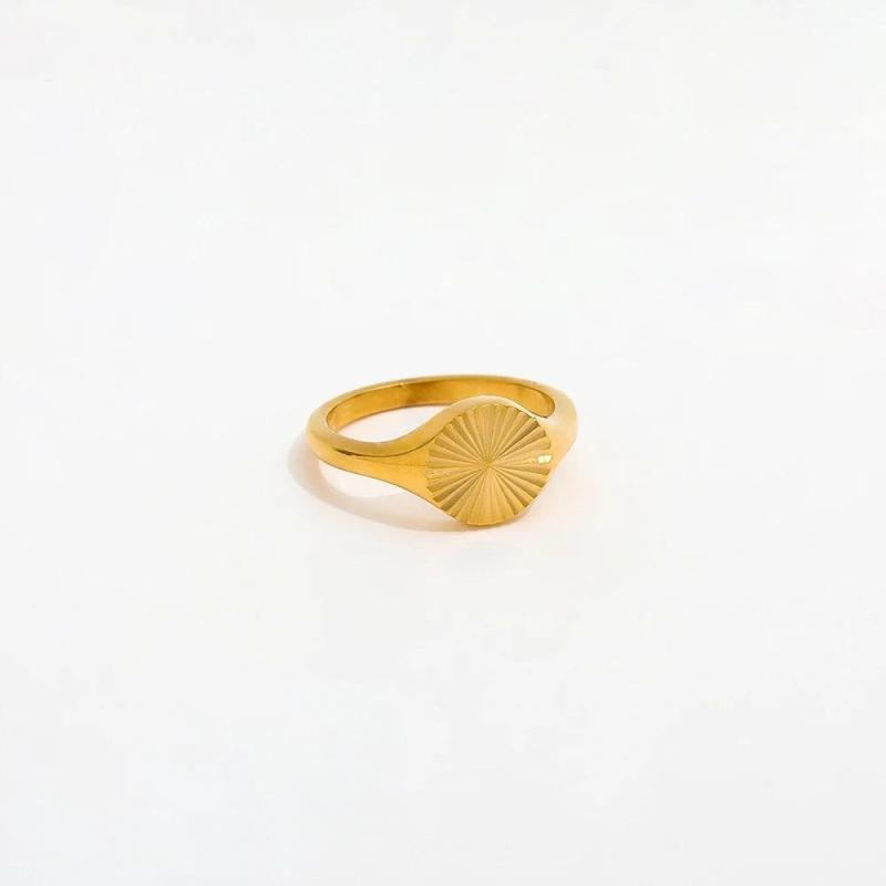 Sun Burst Round Ring - 18K Gold Plated