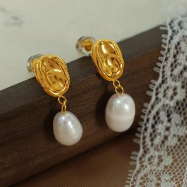 Luca Pearl Earrings - 18K Gold Plated